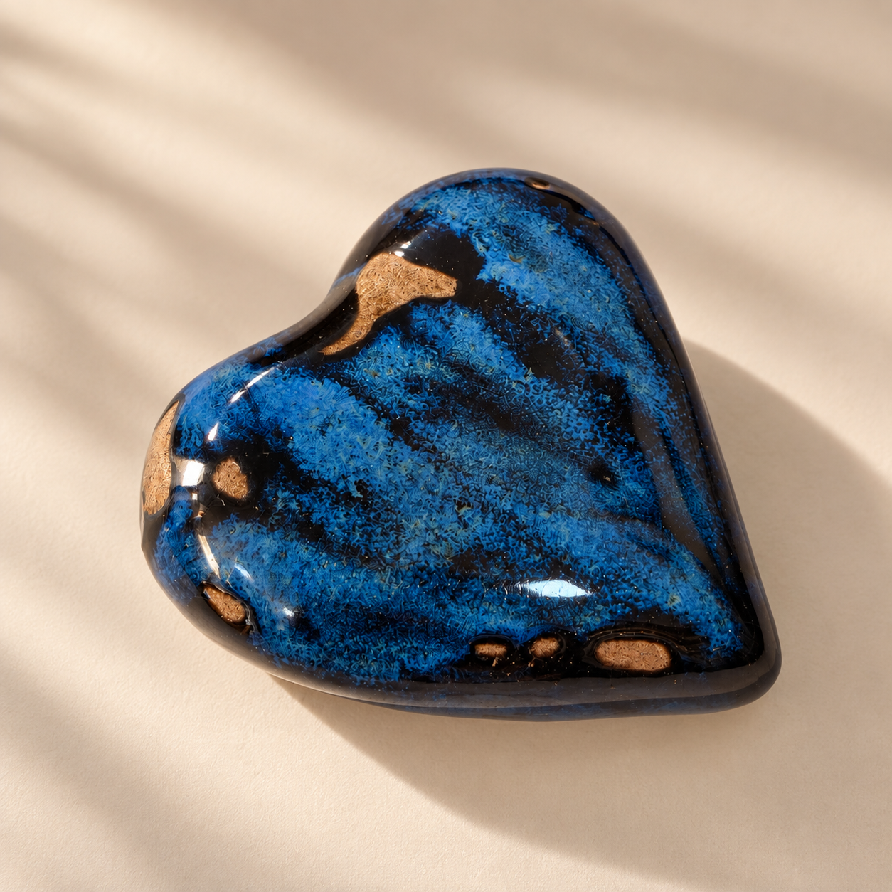 Corazón escultórico de cerámica pequeño– Azul Cobalto
