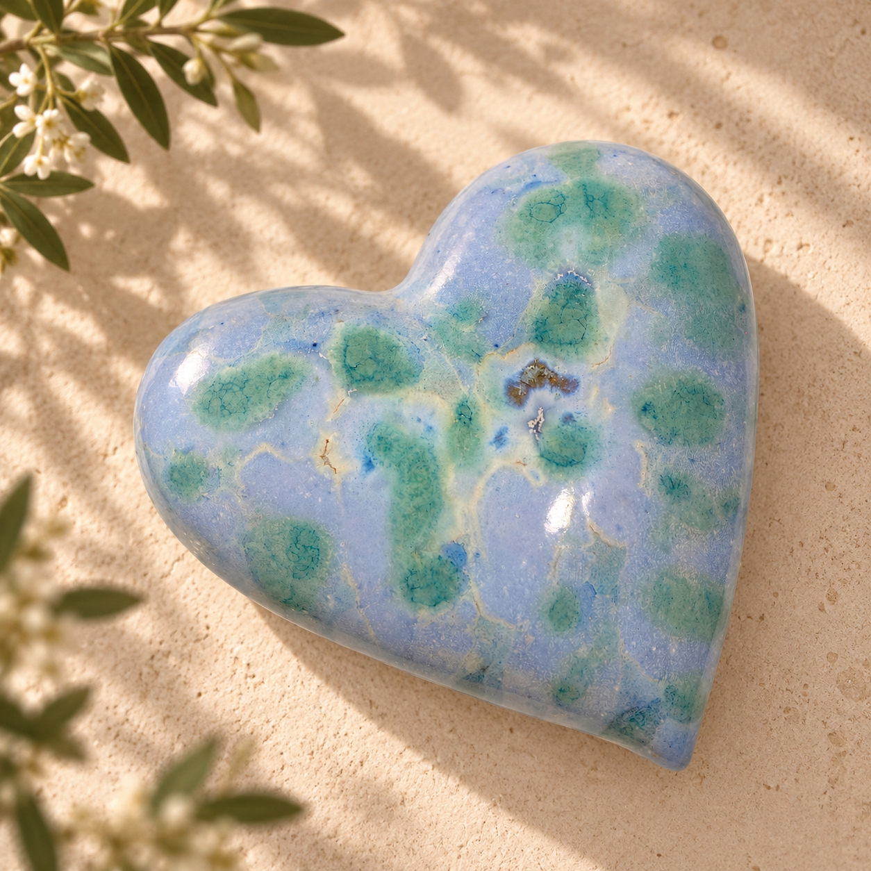 Corazón escultórico de cerámica – Aura